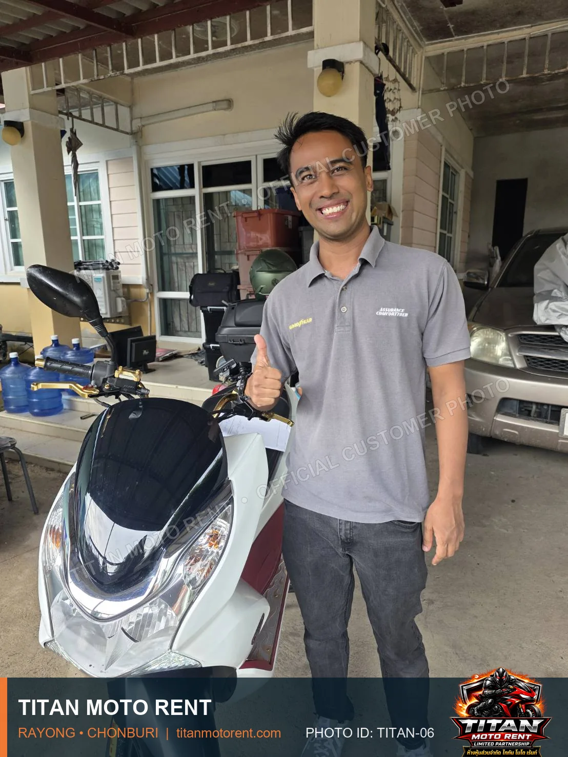 TITAN MOTO RENT customer handover 06